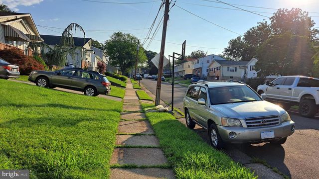 1214 HALL AVE, Abington, PA 19001