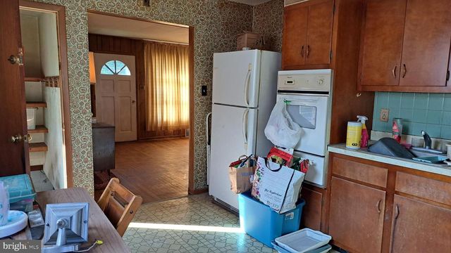 1214 HALL AVE, Abington, PA 19001
