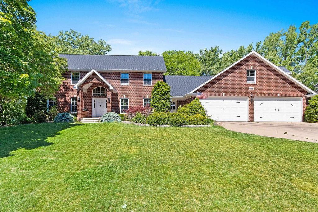 2110 SHADY LANE, Green Bay, WI 54313