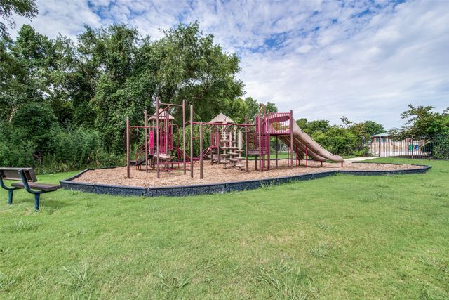 2118 Meadow Park Drive, Princeton, TX 75407
