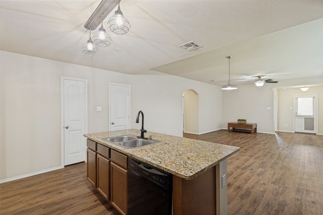 2118 Meadow Park Drive, Princeton, TX 75407