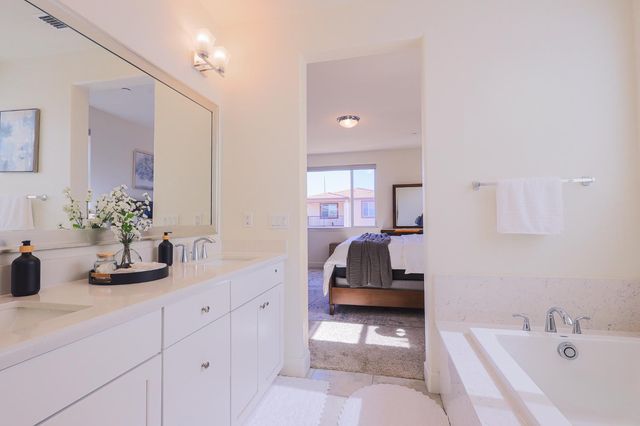 5718 Harveston Way, Sacramento, CA 95835