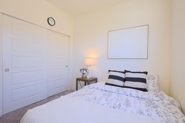 5718 Harveston Way, Sacramento, CA 95835