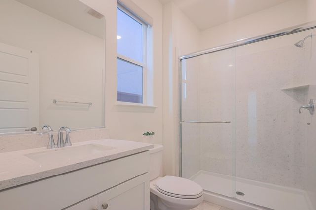 5718 Harveston Way, Sacramento, CA 95835