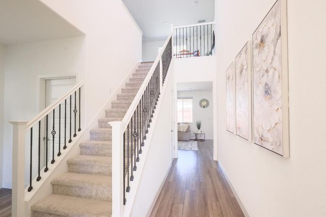 5718 Harveston Way, Sacramento, CA 95835