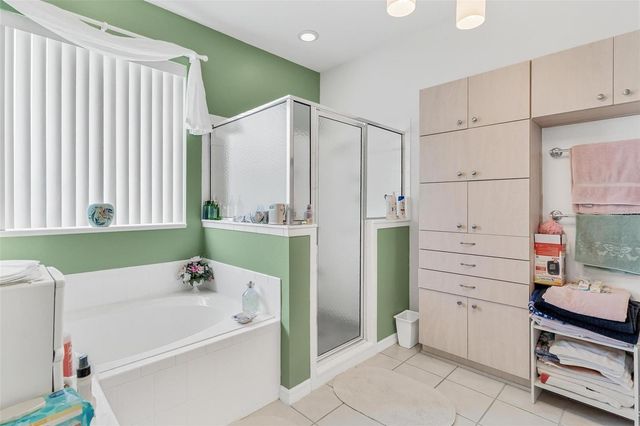6274 SAILBOAT AVENUE, Tavares, FL 32778