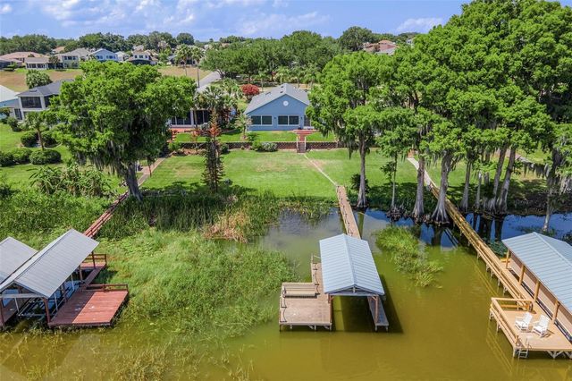 6274 SAILBOAT AVENUE, Tavares, FL 32778