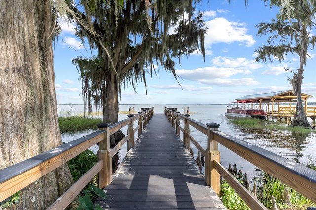 6274 SAILBOAT AVENUE, Tavares, FL 32778