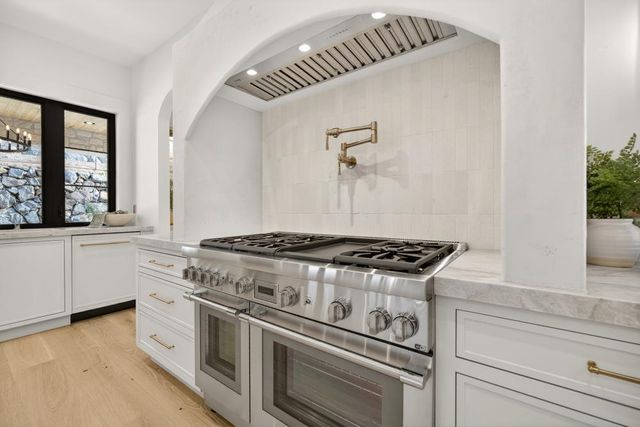 3225 Rustic Woods Ct, Loomis, CA 95650