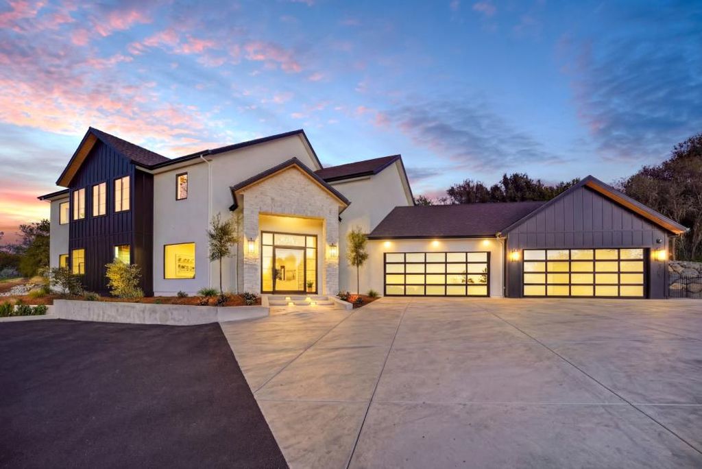 3225 Rustic Woods Ct, Loomis, CA 95650