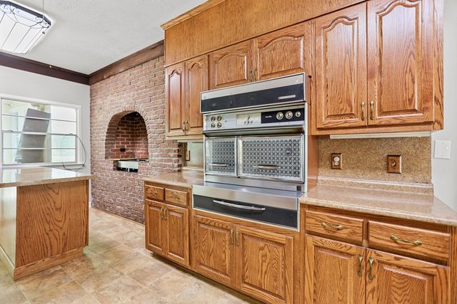 17834 Main Street, Woodbury, GA 30293