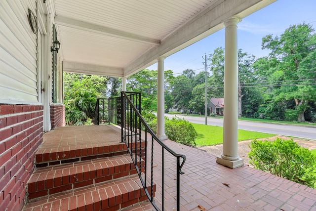 17834 Main Street, Woodbury, GA 30293