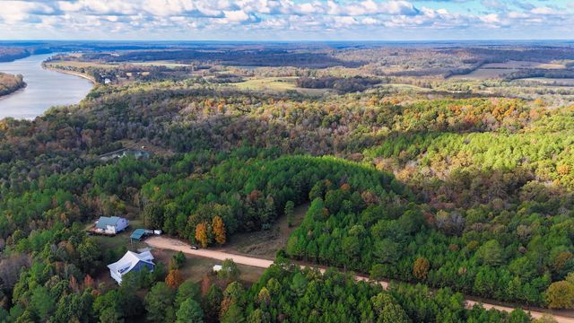 619 Bridge View Cv, Bath Springs, TN 38311