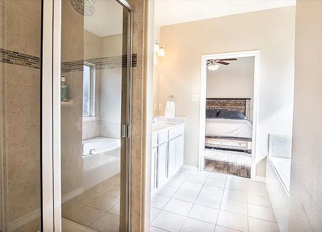 8800 Deadwood Lane, Aubrey, TX 76227