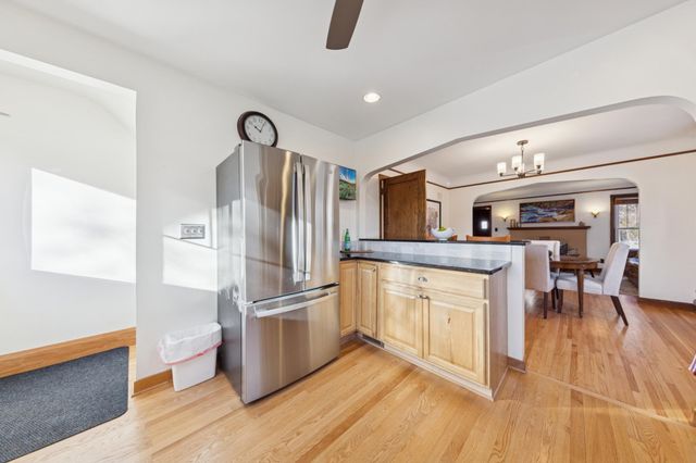 1306 Eleanor Avenue, Saint Paul, MN 55116