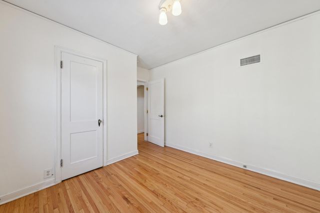 1306 Eleanor Avenue, Saint Paul, MN 55116