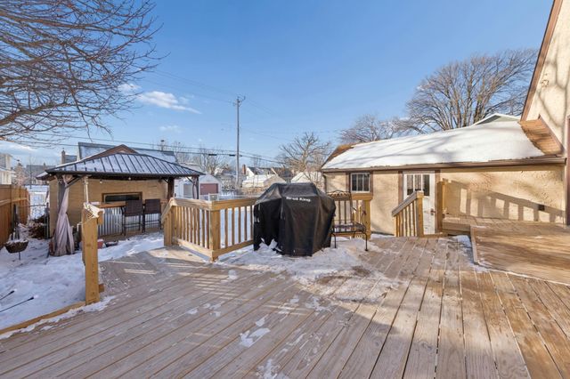 1306 Eleanor Avenue, Saint Paul, MN 55116