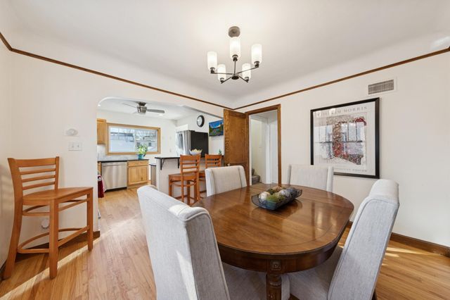 1306 Eleanor Avenue, Saint Paul, MN 55116