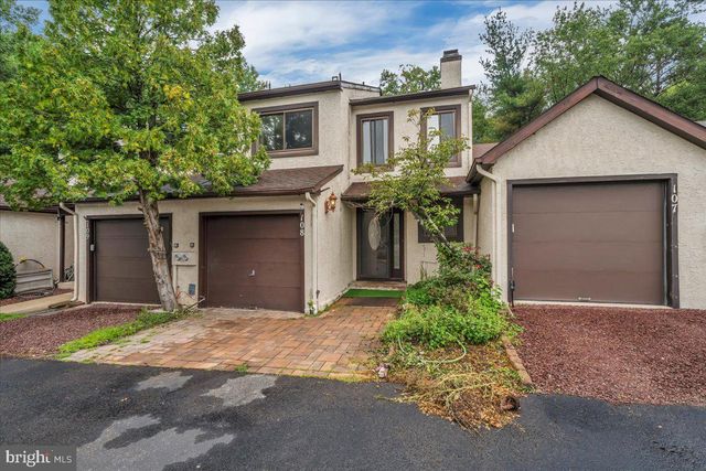 108 FIVE CROWN ROYAL, Evesham, NJ 08053