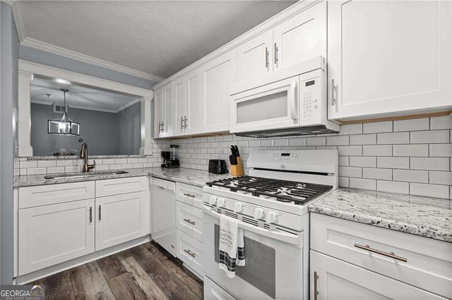 907 Riverview Drive SE, Marietta, GA 30067