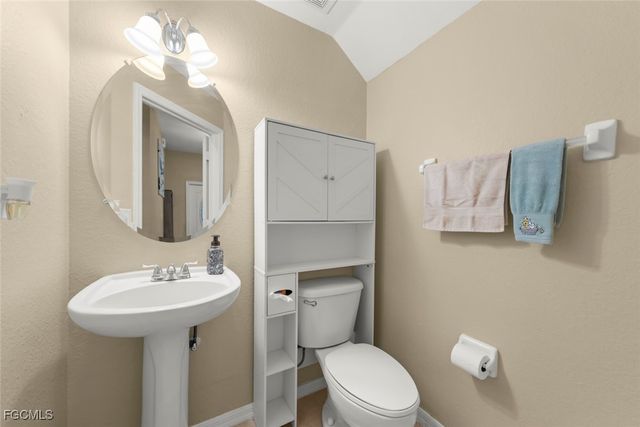 9837 Gladiolus Bulb LOOP, Fort Myers, FL 33908