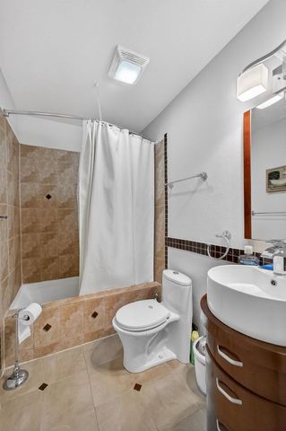 10 Sandy Court, Madison, WI 53717