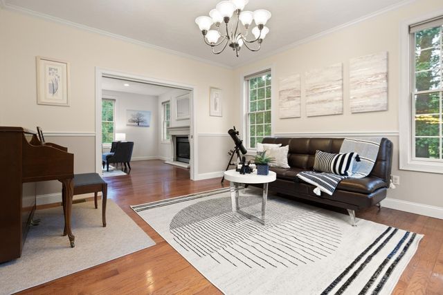983 Depot Rd, Boxborough, MA 01719