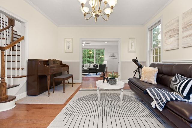983 Depot Rd, Boxborough, MA 01719