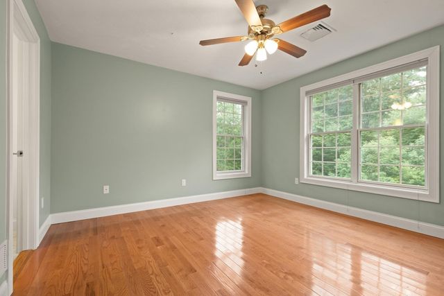 983 Depot Rd, Boxborough, MA 01719