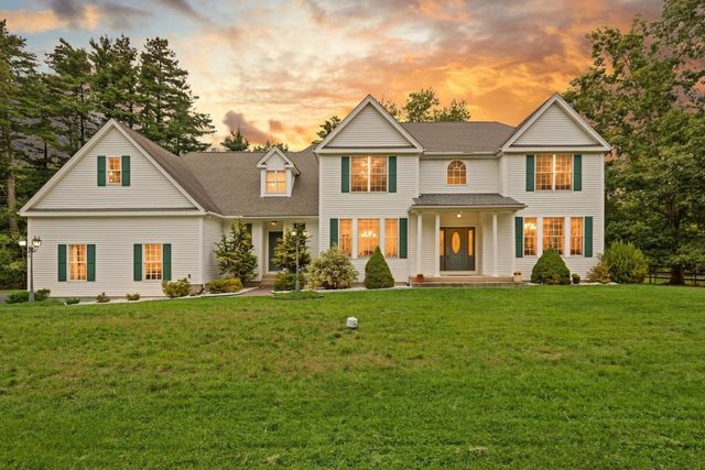 983 Depot Rd, Boxborough, MA 01719