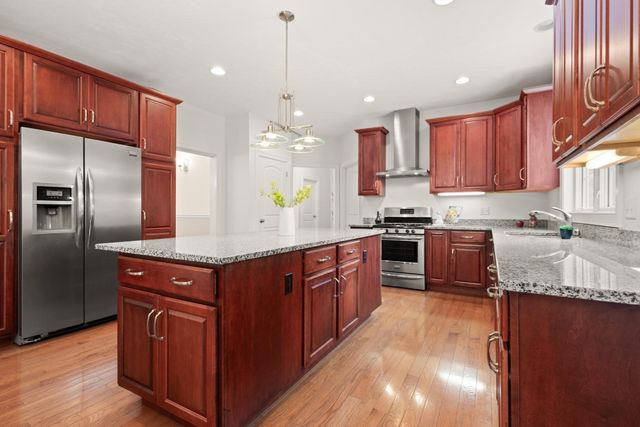983 Depot Rd, Boxborough, MA 01719
