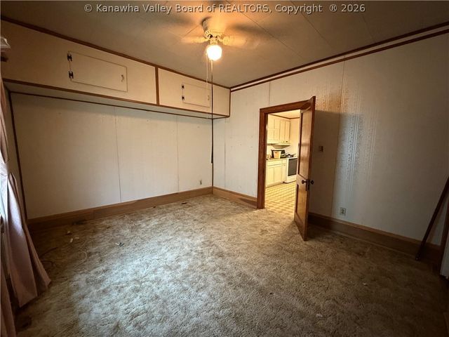 215 Dunbar Avenue, Dunbar, WV 25064