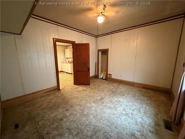 215 Dunbar Avenue, Dunbar, WV 25064
