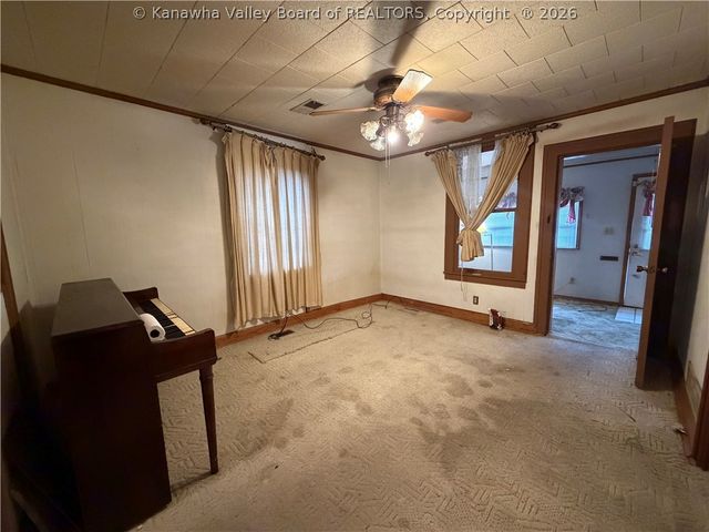 215 Dunbar Avenue, Dunbar, WV 25064