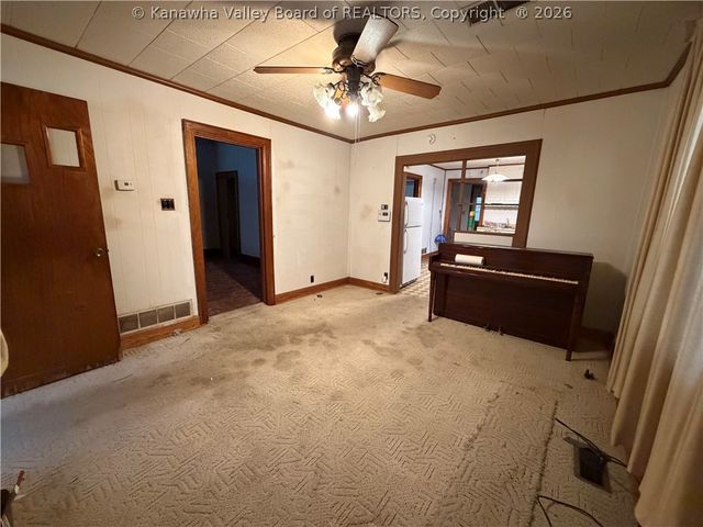 215 Dunbar Avenue, Dunbar, WV 25064