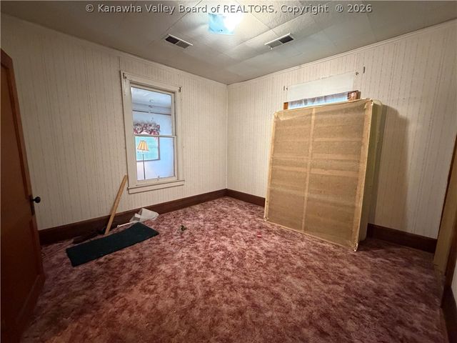 215 Dunbar Avenue, Dunbar, WV 25064