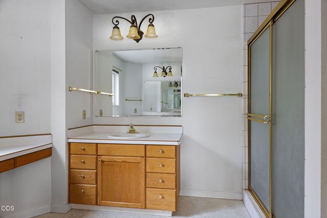 61251 Larsen Road, Bend, OR 97702