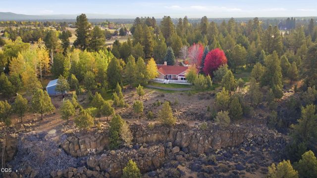 61251 Larsen Road, Bend, OR 97702