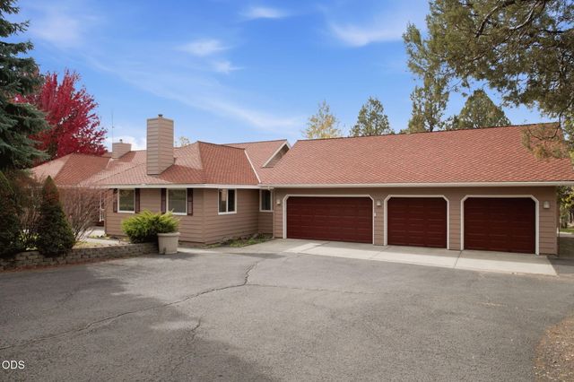61251 Larsen Road, Bend, OR 97702