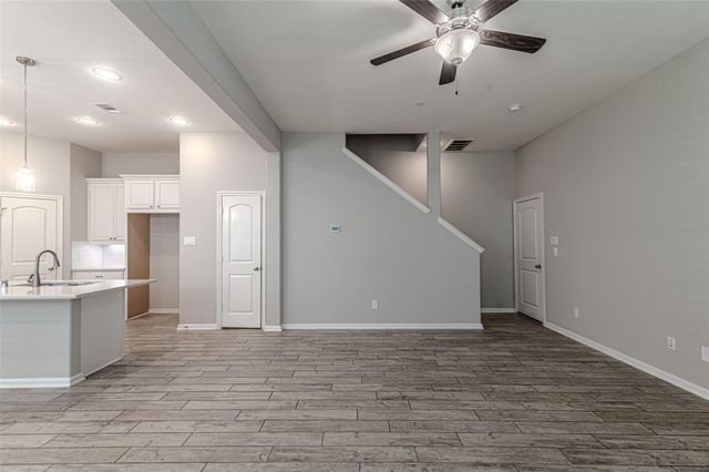 5543 Purple Meadow Lane, Fulshear, TX 77441