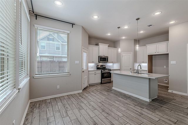 5543 Purple Meadow Lane, Fulshear, TX 77441