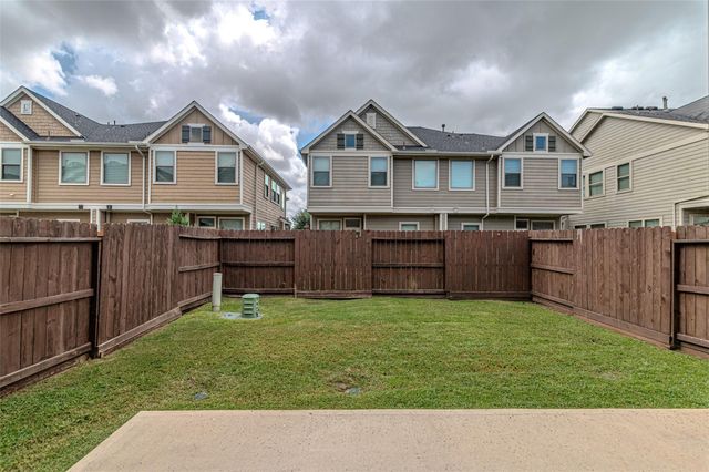 5543 Purple Meadow Lane, Fulshear, TX 77441