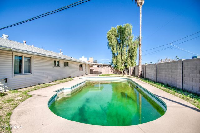 5035 N 39TH Drive, Phoenix, AZ 85019