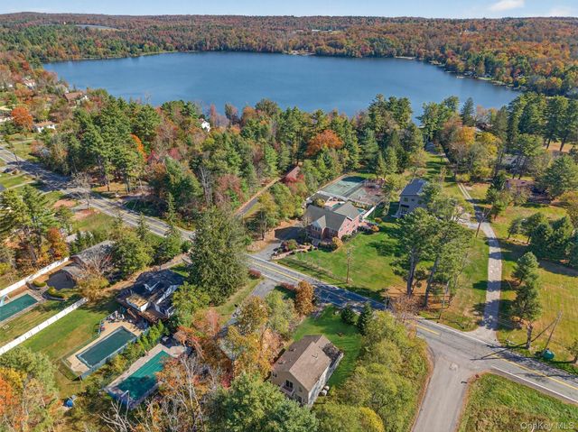 518 Sackett Lake Road, Monticello, NY 12701