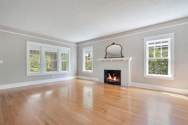 1565 FOREST AVENUE, Winter Park, FL 32789