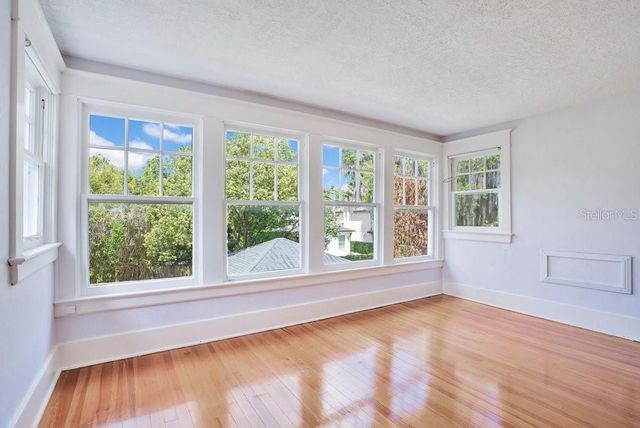 1565 FOREST AVENUE, Winter Park, FL 32789