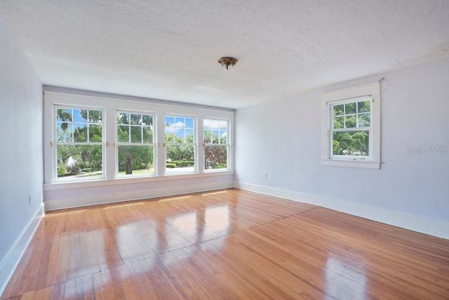 1565 FOREST AVENUE, Winter Park, FL 32789