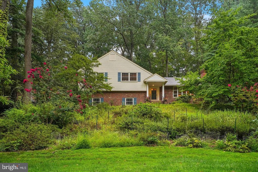 726 OLD STATE RD, BERWYN, PA 19312 — exterior