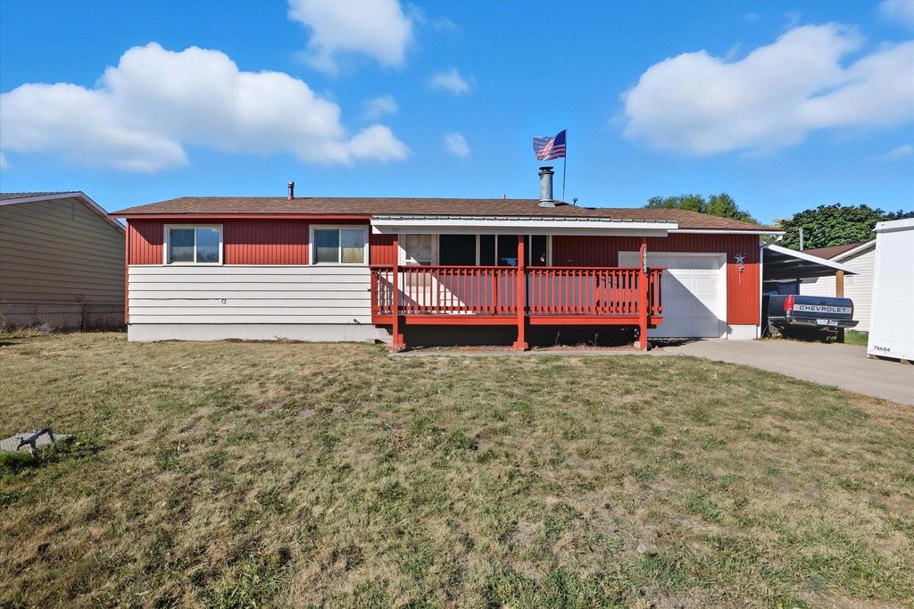 19023 E Valleyway Ave, Greenacres, WA 99016