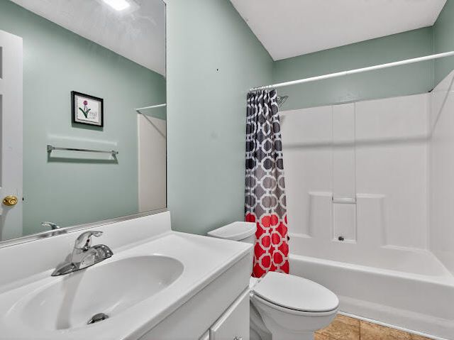 502 Tecumseh Trail D, Versailles, KY 40383